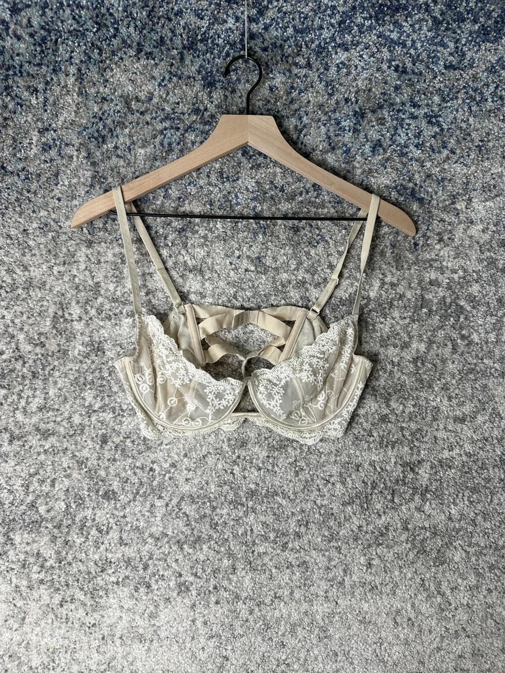 Out From Under Bra Womens 38C White Lace Balconette Underwire Sheer Unlined